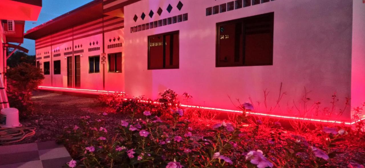 Touch The Wind Hotel Chaiyaphum Buitenkant foto